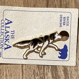 Vintage Eagle River Designs Enamel Alaskan Gray Wolf Pin Brooch